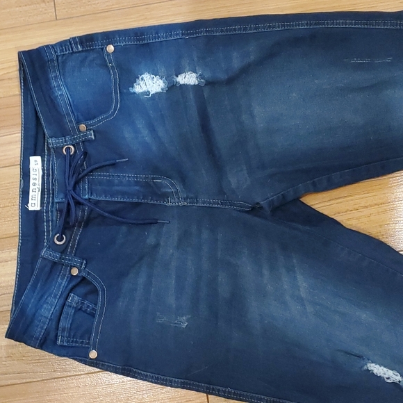 Distressed high rise stretch jogger jeans - Picture 3 of 9